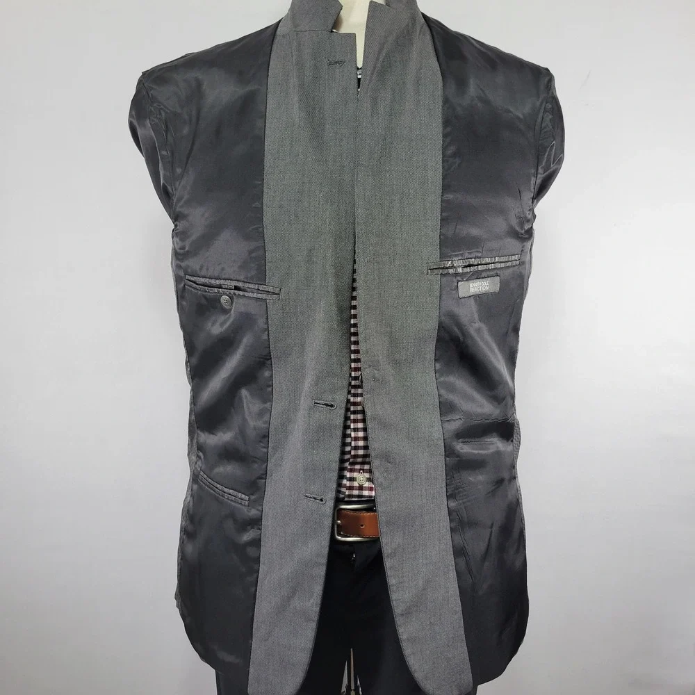 Kenneth Cole Reaction Men's‎ Sport Coat Blazer Two Button Gray Size about 42R